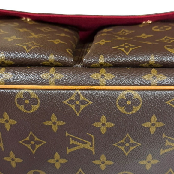 LOUIS VUITTON Brown Monogram Canvas Shoulder Bag - Picture 7 of 12